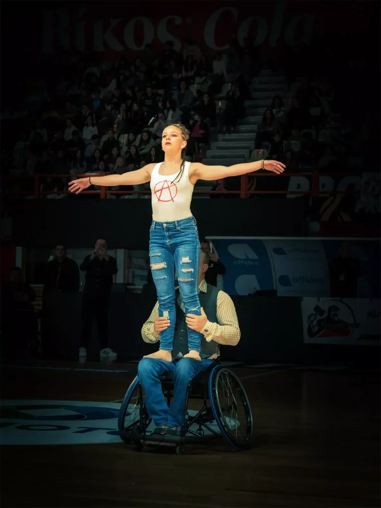 ekdilosi gia thn diaforetikotita